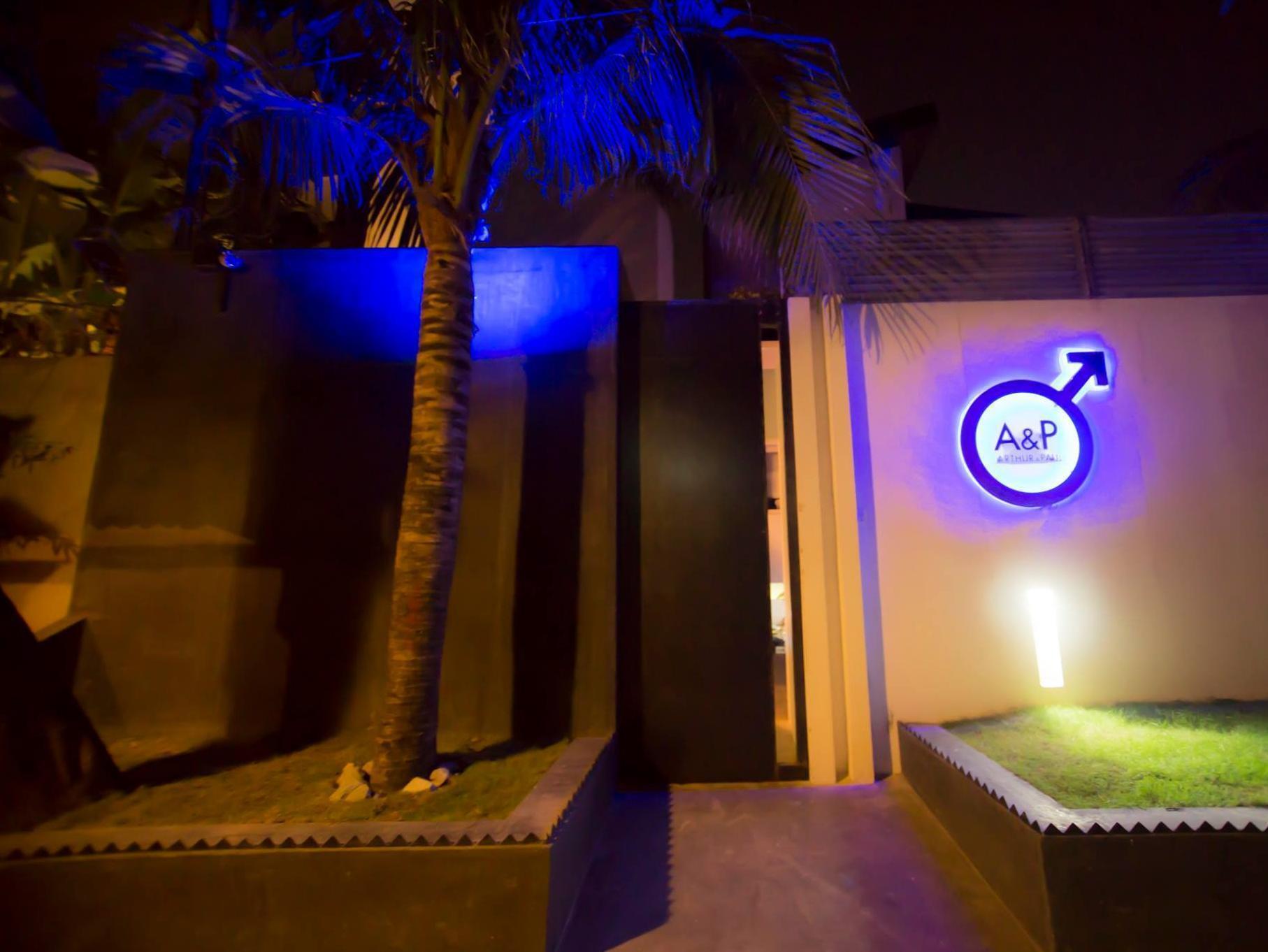 Arthur & Paul Bed & Breakfast 4*
